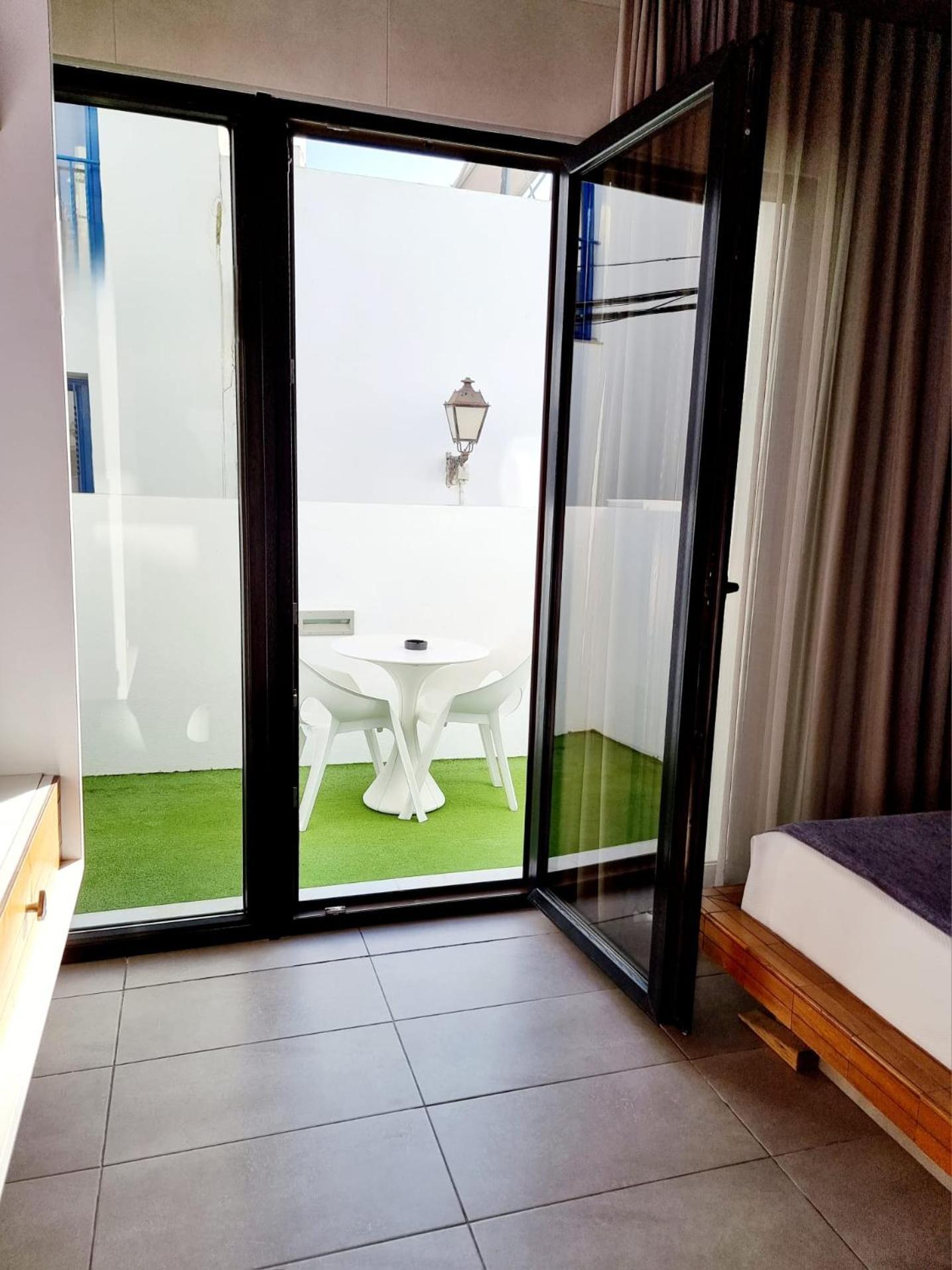 Apartamentos El Arrecife Кониль-де-ла-Фронтера Экстерьер фото