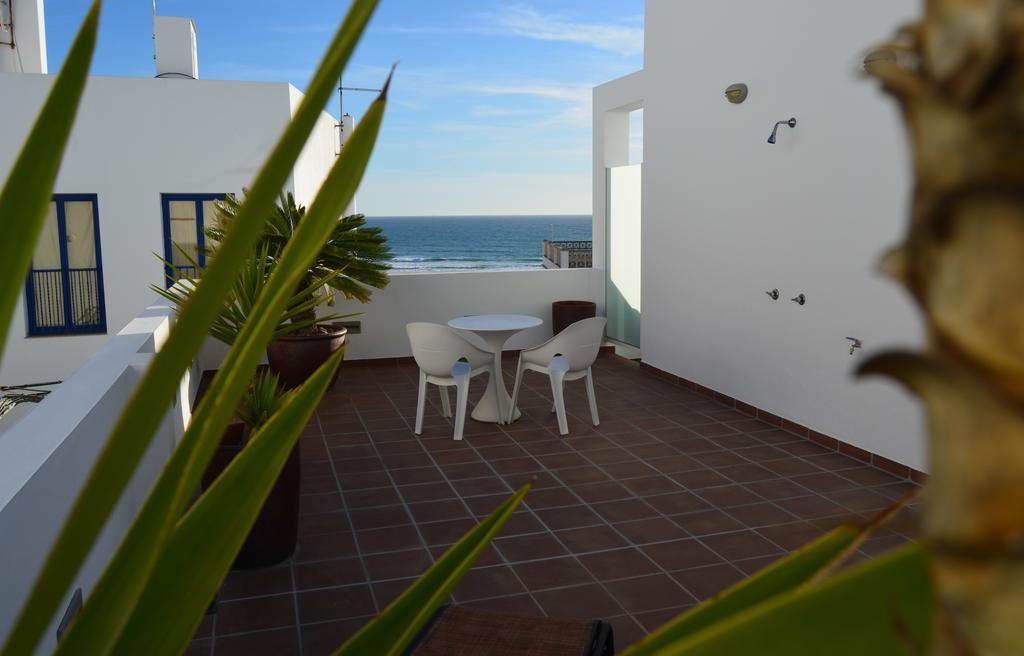 Apartamentos El Arrecife Кониль-де-ла-Фронтера Экстерьер фото